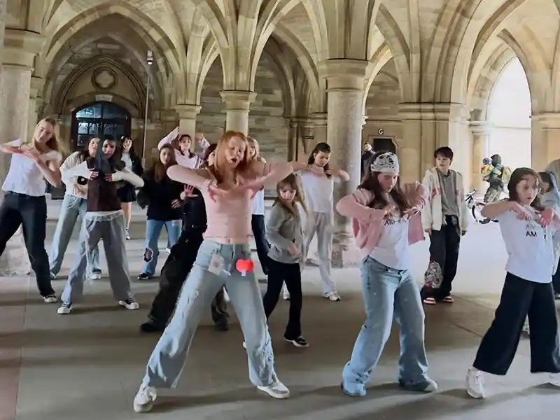 K-pop Random Play Dance